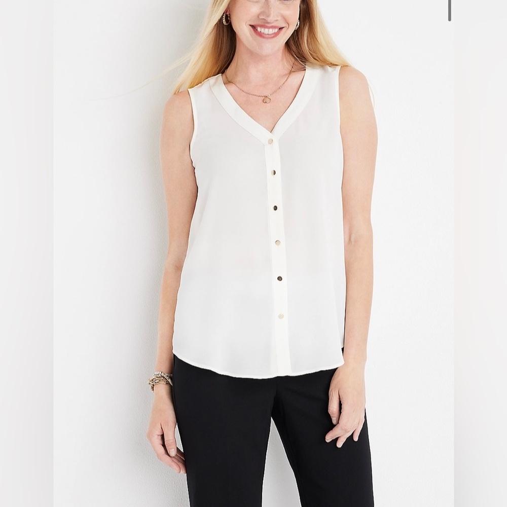 Maurices Madison Solid Button Down Tank Top BNWT large